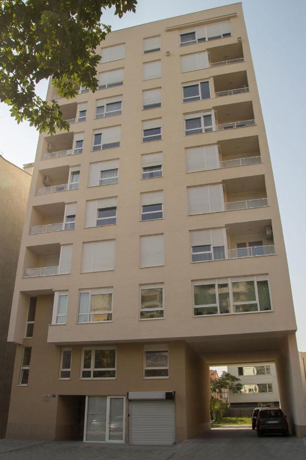 Stan Na Dan Bella Apartment Banja Luka Luaran gambar